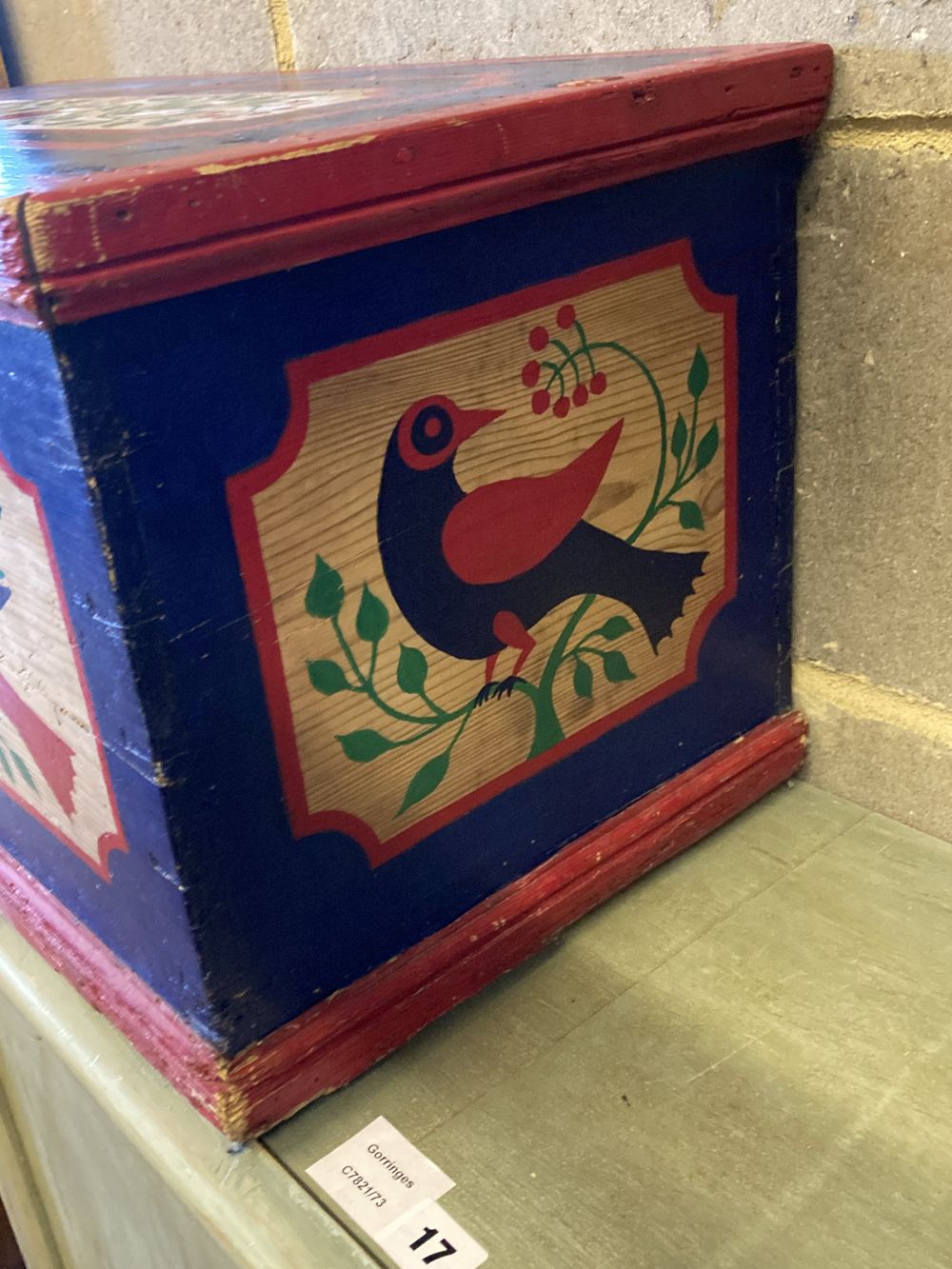 A painted pine box, width 63cm, depth 31cm, height 30cm